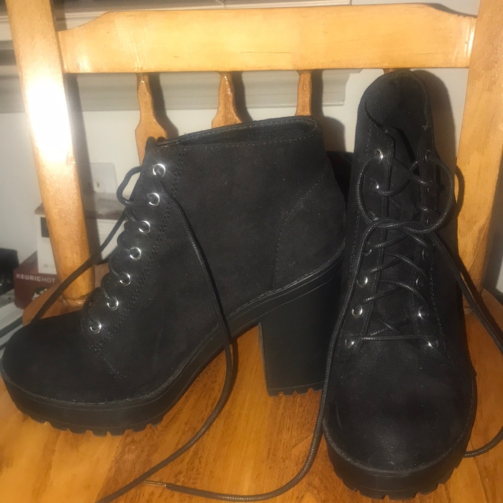 Chic Black High Heels